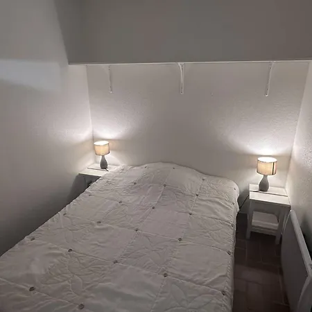 公寓 Confortable T2 Bis Aux Issambres Avec Terrasse Et Acces Piscine Et Tennis - Fr-1-768-109 罗克布伦河畔阿尔让